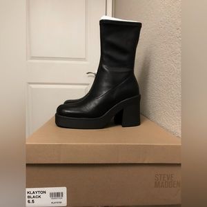 Steve Madden Klayton Boots 6.5 (fit like size 6)
